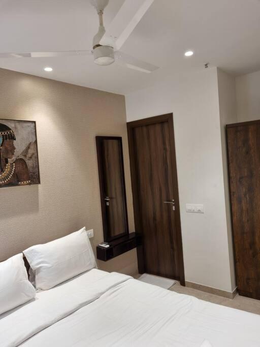 Classy 1Bhk In Hiranandani Powai Мумбай Екстериор снимка